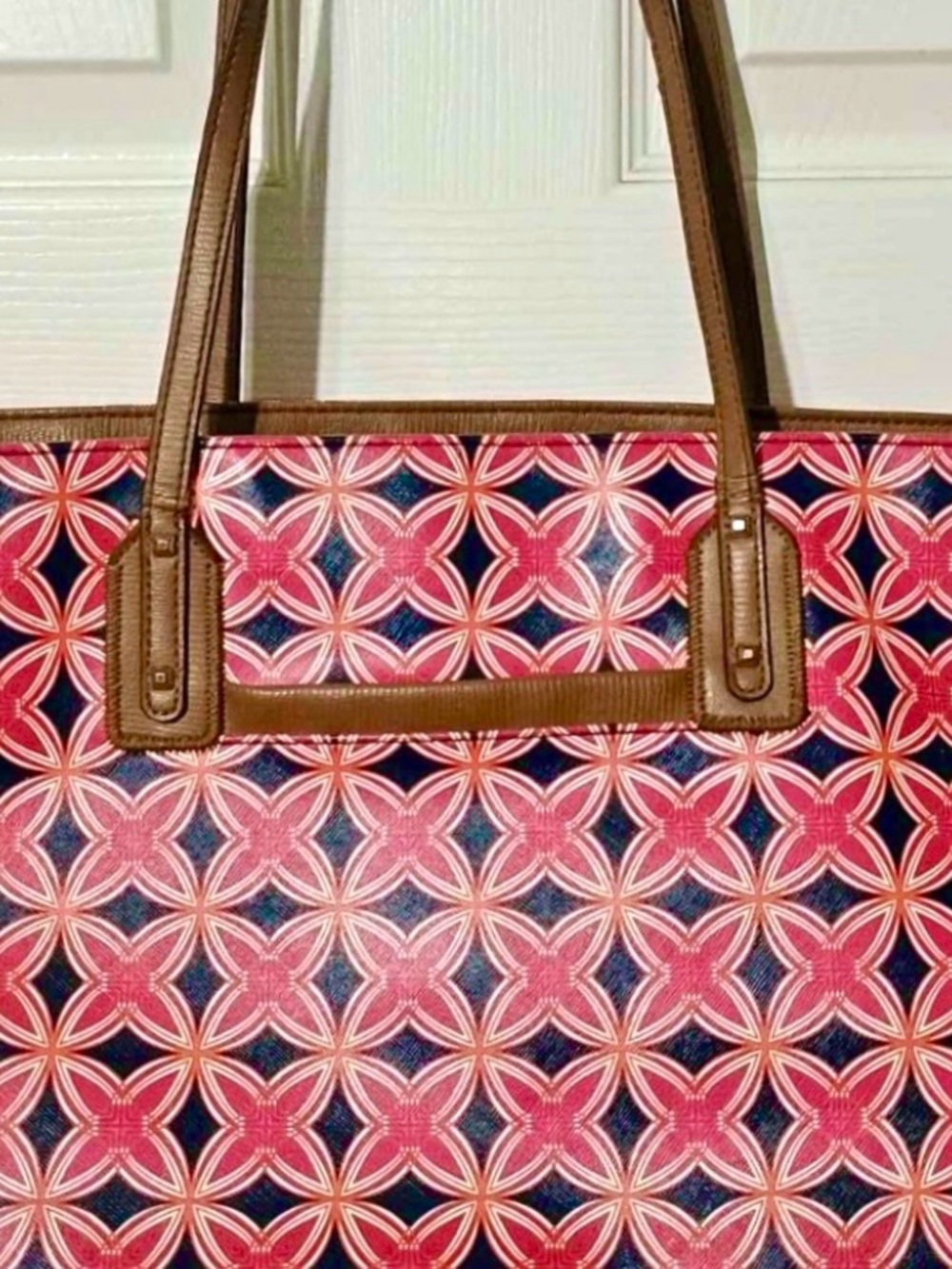 Stella & Dot Red & Navy Patterned Tote Bag with Tan Faux Leather Handles - Picture 6 of 6